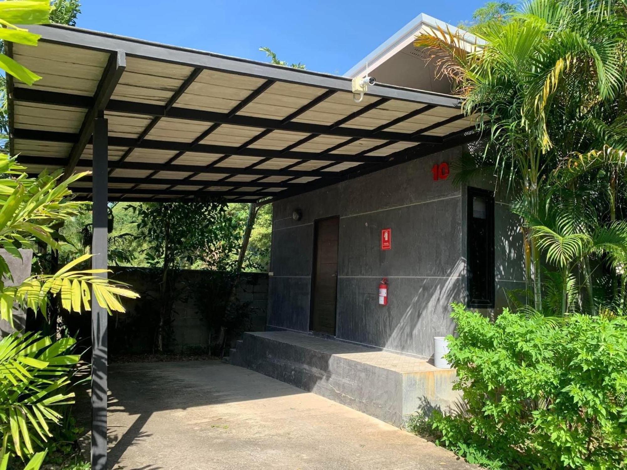 ยูสีเกด รีสอร์ท Sisaket Exterior foto